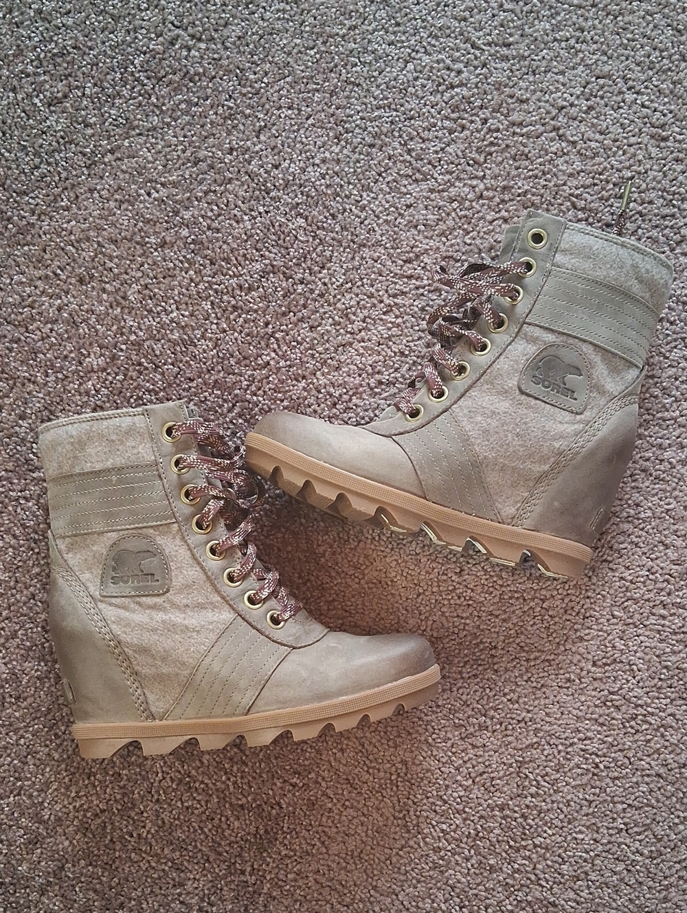 Sorel Women’s Lace-Up Lexie Wedge Boots in Taupe Khaki